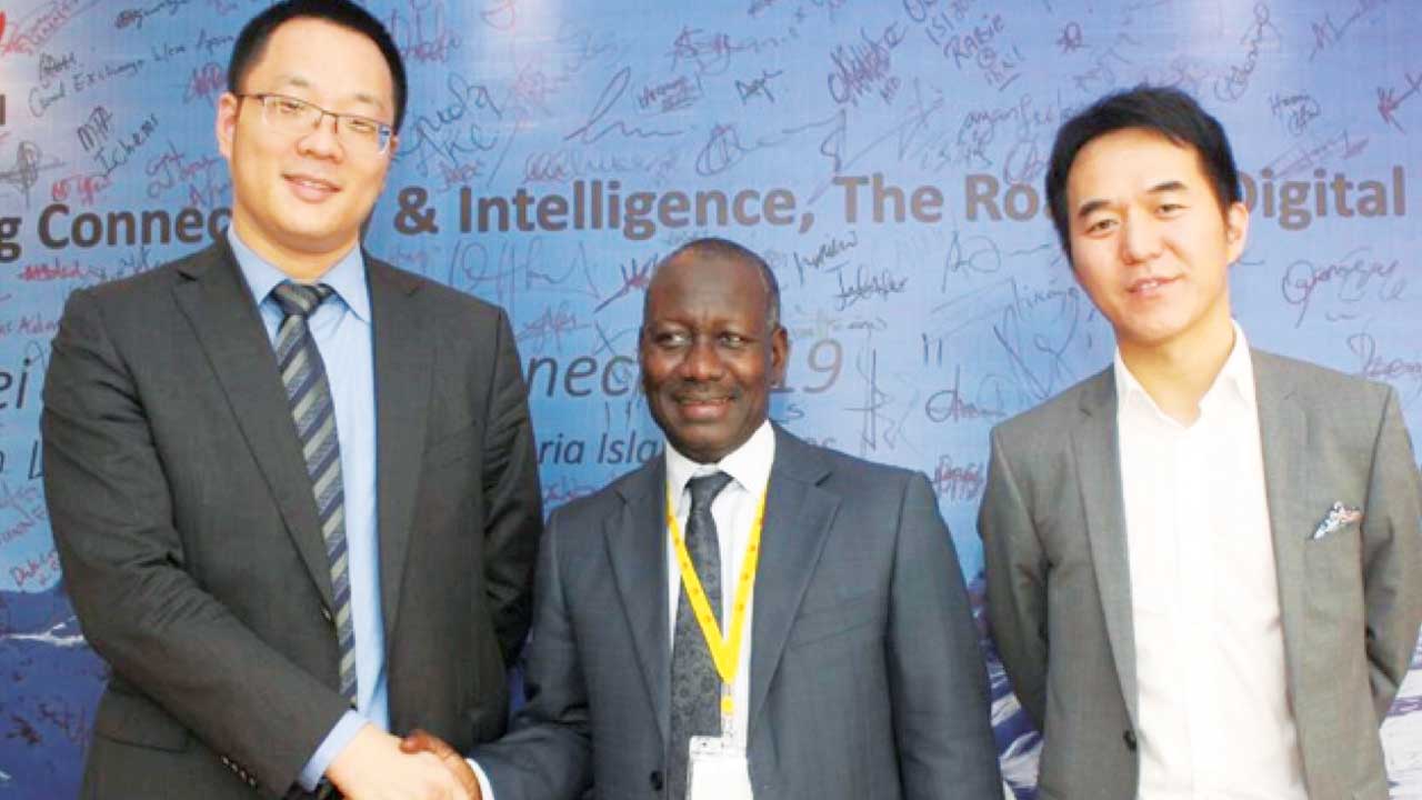 Huawei Li