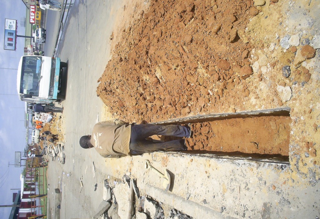Road cutting for FOC