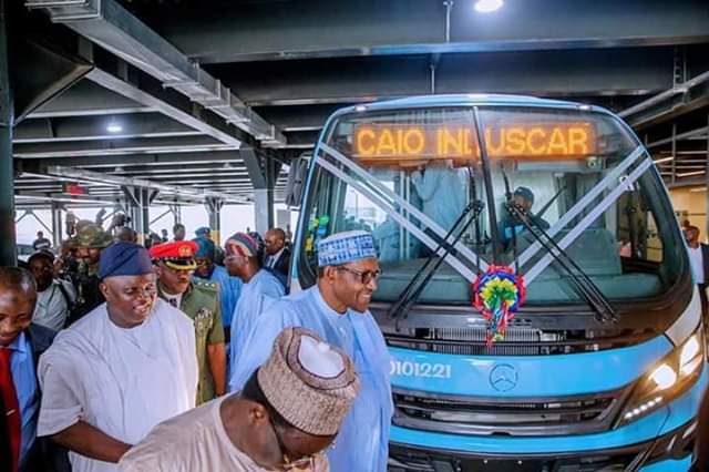 Buses 22